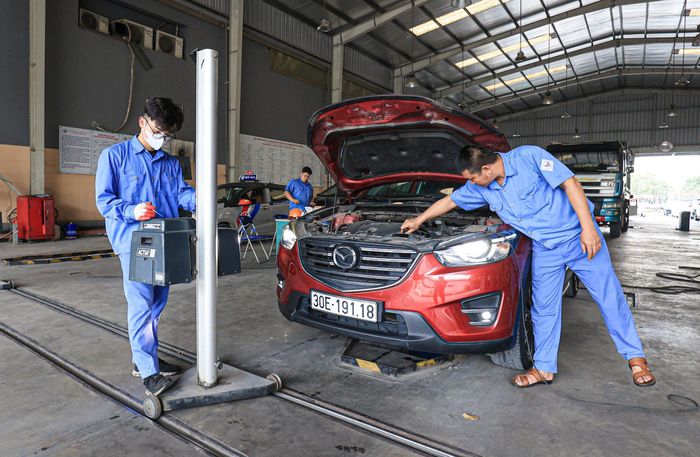 Cục Đăng kiểm VN đẩy mạnh đào tạo, bồi dưỡng và sát hạch cấp chứng chỉ chứng nhận đăng kiểm viên cải tạo xe cơ giới nhằm đảm bảo đội ngũ phục vụ công tác chứng nhận từ ngày 1/7/2026 (ảnh minh họa).