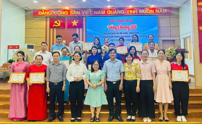 Đây là hoạt động chính trị, văn hóa ý nghĩa nhằm thiết thực chào mừng kỷ niệm 50 năm Thành phố Sài Gòn - Gia Định chính thức vinh dự mang tên Chủ tịch Hồ Chí Minh.