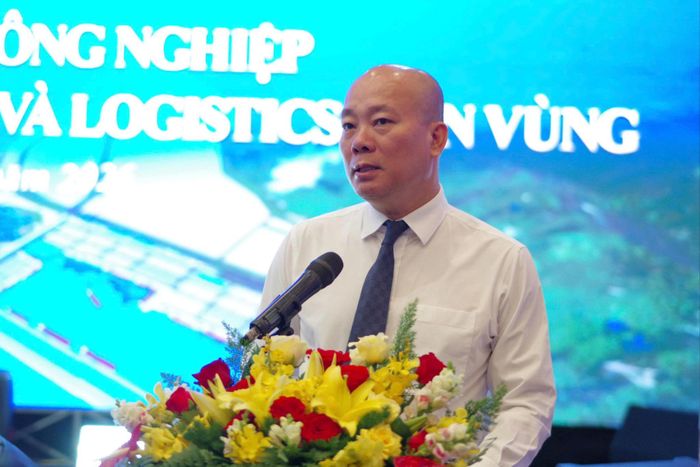 Cục trưởng Cục Xúc tiến thương mại, Bộ Công thương Vũ Bá Phú phát biểu tại hội thảo