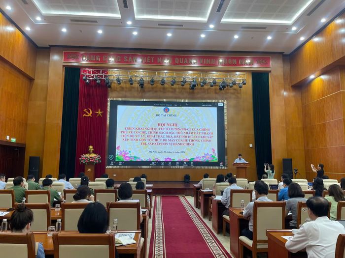 Các đại biểu dự hội nghị.