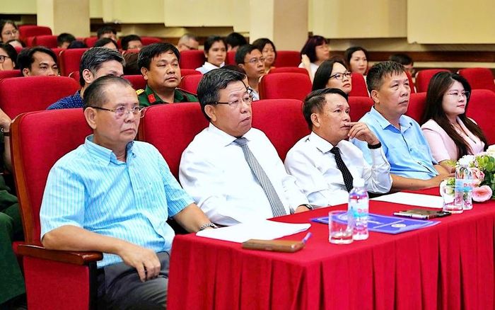 Các đại biểu tham dự lễ trao giải. Ảnh: Thành Văn