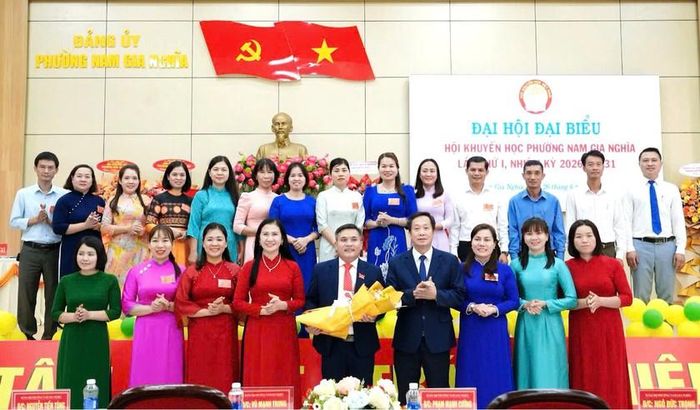 Đại hội chúc mừng Ban chấp hành Hội khuyến học phường Nam Gia Nghĩa nhiệm kỳ 2026-2031.