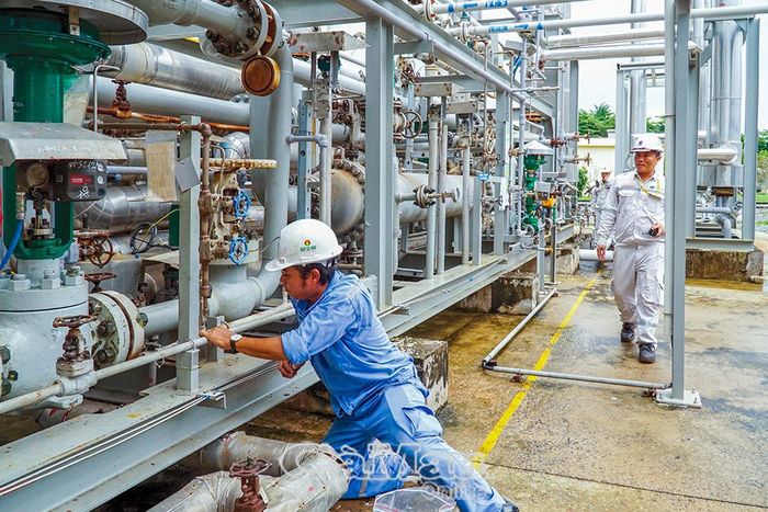 Cụm khí - điện - đạm Cà Mau đóng góp lớn vào kinh tế tỉnh nhà.
