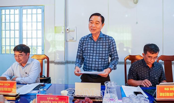 Đồng chí Võ Đông Xuân, Phó Trưởng thuế tỉnh Cà Mau, nhận định: "Phải thay đổi được ý thức, nhận thức quyền và lợi ích khi phát triển lên doanh nghiệp của hộ kinh doanh để làm tiền đề thúc đầy phát triển kinh tế tư nhân ở địa phương".