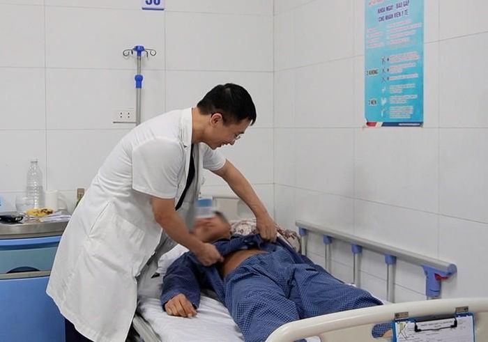 Bệnh nhân được can thiệp mạch kịp thời, tránh nguy cơ hoại tử ruột. Ảnh: Vân Anh/ Báo Người Lao Động