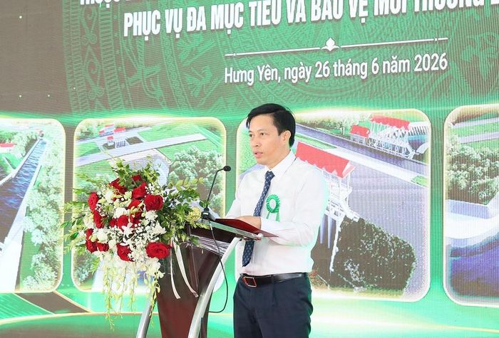 Phó Chủ tịch UBND tỉnh Lại Văn Hoàn phát biểu tại buổi lễ.