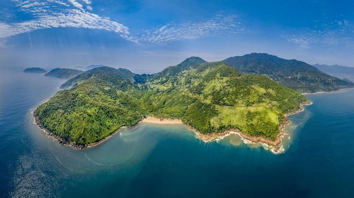 ...địa phương có nhiều lợi thế để phát triển sản xuất nông nghiệp, lâm nghiệp và thủy sản đặc trưng