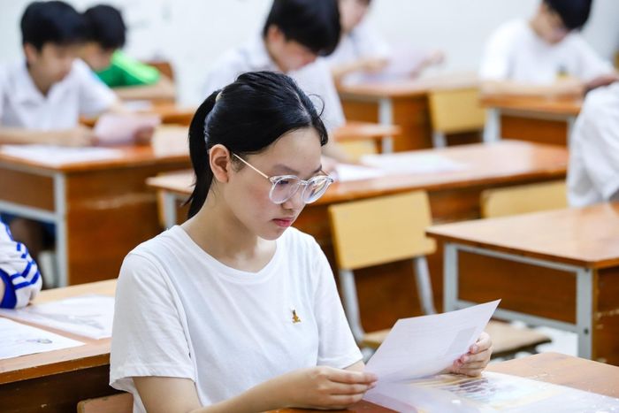 Nhiều thí sinh tiếc nuối khi trượt nguyện vọng 1 chỉ vì thiếu 0,25 điểm. (Ảnh minh họa)