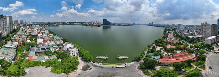 Quang cảnh Hồ Tây. Ảnh: Phạm Hùng