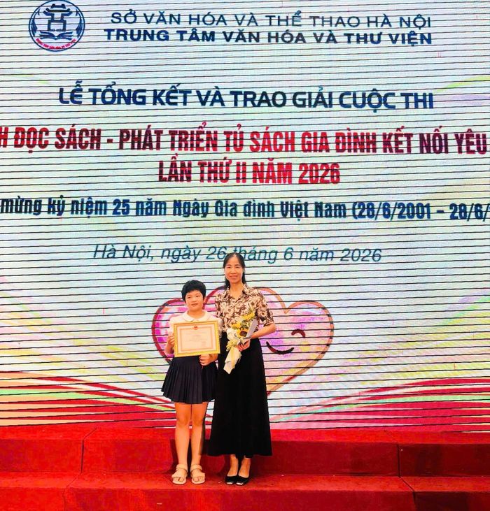 Gia đình em Nguyễn Thục Minh (xã Dương Hòa) đạt giải cấp thành phố. Ảnh: VH