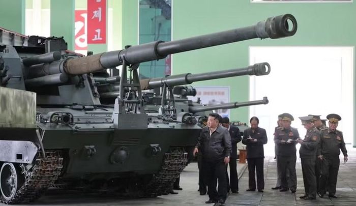 Đạn có tầm bắn 65 km, cho phép pháo tự hành khai hỏa từ khu vực giới tuyến liên Triều và vươn tới vùng ngoại ô phía bắc thủ đô Seoul.