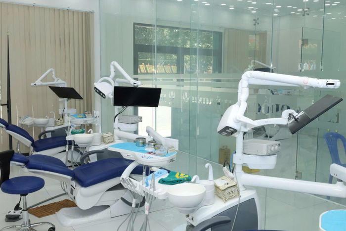  Các loại máy móc, thiết bị và các loại thuốc, vật tư y tế đang sử dụng trên bệnh nhân chưa rõ nguồn gốc xuất xứ 