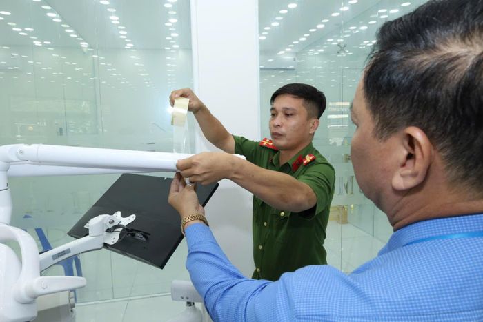  Thời điểm kiểm tra cơ sở hoàn toàn không cung cấp được bất kỳ giấy tờ, hồ sơ pháp lý nào liên quan đến hoạt động khám bệnh, chữa bệnh theo quy định 