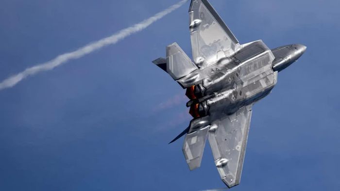  CENTCOM khẳng định lực lượng Mỹ vẫn duy trì sự hiện diện trong khu vực để hỗ trợ tàu thuyền qua lại và đảm bảo thỏa thuận với Iran được duy trì. Ảnh: Quân đội Mỹ. 