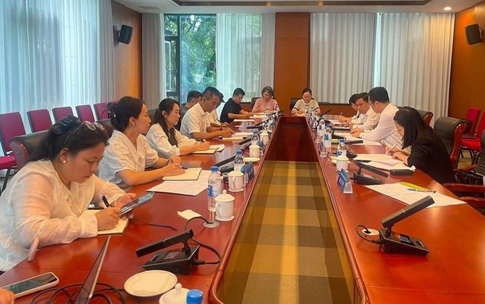 Đoàn công tác trao đổi các nội dung hợp tác về bảo tồn, phát huy giá trị văn hóa dân tộc gắn với phát triển du lịch với Cục Văn hóa Du lịch Châu Tây Song Bản Nạp