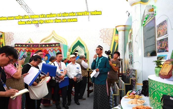 Chương trình “Mỗi xã một sản phẩm” (OCOP) đã trở thành một bệ phóng hoàn hảo cho dân tộc Chăm Islam tỉnh An Giang phát triển kinh tế