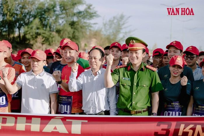 Lãnh đạo tỉnh, ngành công an và toàn thể nhân dân thể hiện sự quyết tâm thực hiện tốt phong trào