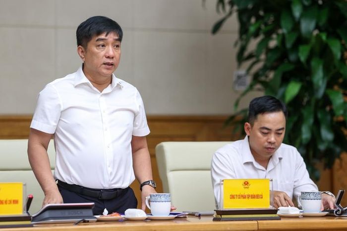 Lãnh đạo tập đoàn Đèo Cả đề nghị tạo cơ chế ưu tiên để các doanh nghiệp Việt Nam có đủ năng lực thực tiễn làm tổng thầu hoặc nhà thầu chính tại các dự án trọng điểm quốc gia, cơ chế huy động nguồn vốn, đẩy mạnh chuyển đổi số, phát triển nguồn nhân lực chất lượng cao - Ảnh: VGP/Nhật Bắc