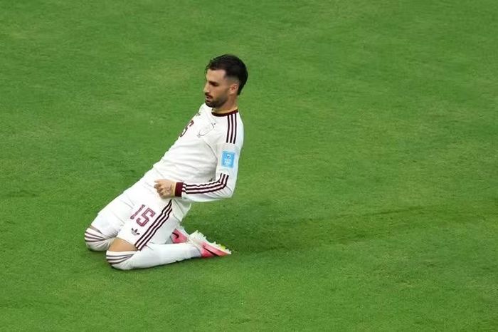 Alex Baena ăn mừng bàn mở tỷ số của Tây Ban Nha. (Ảnh: FIFA)
