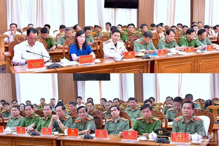 Các đại biểu tham dự buổi lễ công bố Quyết định điều động cán bộ của Bộ Công an.