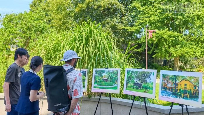 Giới thiệu những hình ảnh tiêu biểu về Khu Di tích Chủ tịch Hồ Chí Minh tại Phủ Chủ tịch.