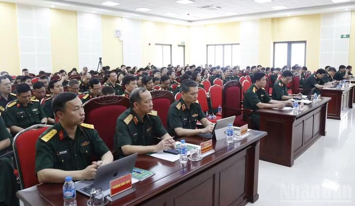 Các đại biểu dự hội nghị.