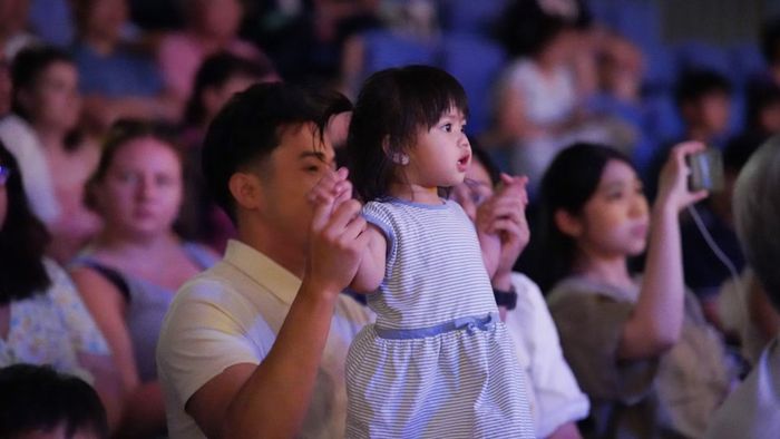 Các tiết mục biểu diễn để lại nhiều ấn tượng với khán giả ở mọi lứa tuổi.