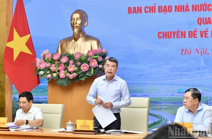  Thủ tướng Lê Minh Hưng yêu cầu các bộ, ngành, địa phương, đơn vị liên quan tích cực đẩy nhanh tiến độ các công trình giao thông trọng điểm. 