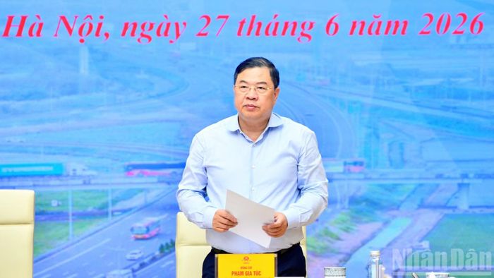  Phó Thủ tướng Thường trực Chính phủ Phạm Gia Túc phát biểu ý kiến tại hội nghị. 