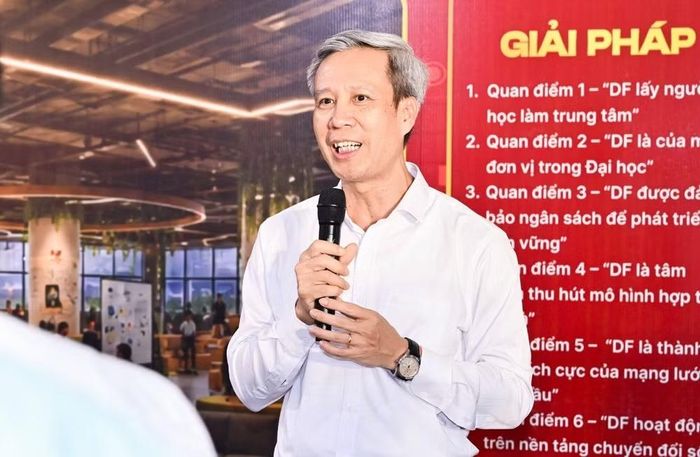 Giáo sư, Tiến sĩ Lê Anh Tuấn, Bí thư Đảng ủy, Giám đốc Đại học Bách Khoa Hà Nội.