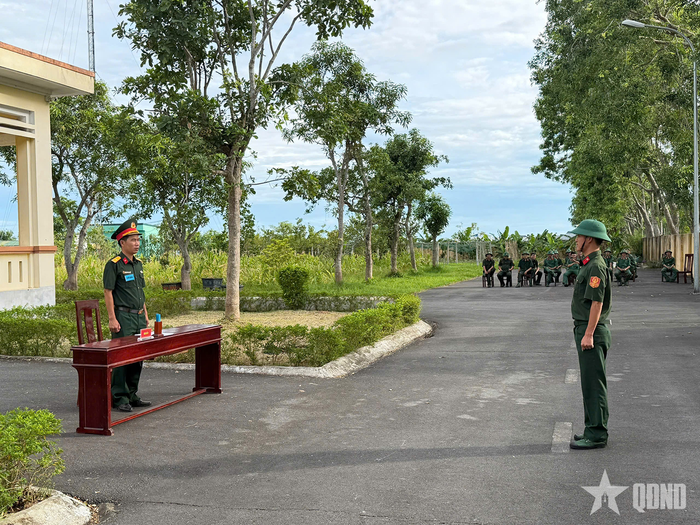Hội thao đánh giá kết quả huấn luyện. 