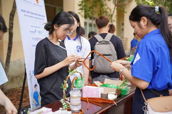 Các hoạt động tại Ngày hội thu hút sự quan tâm của đoàn viên, thanh niên và sinh viên trên địa bàn.