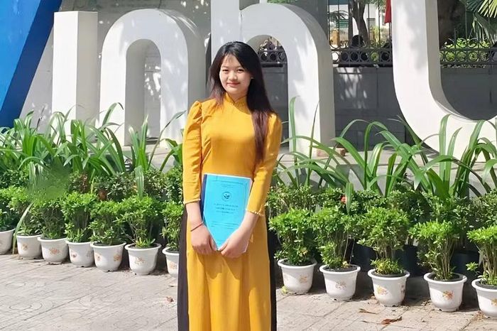 Cô sinh viên Xeo Thị Hoa tại Trường Đại học Vinh. (Ảnh: NVCC)