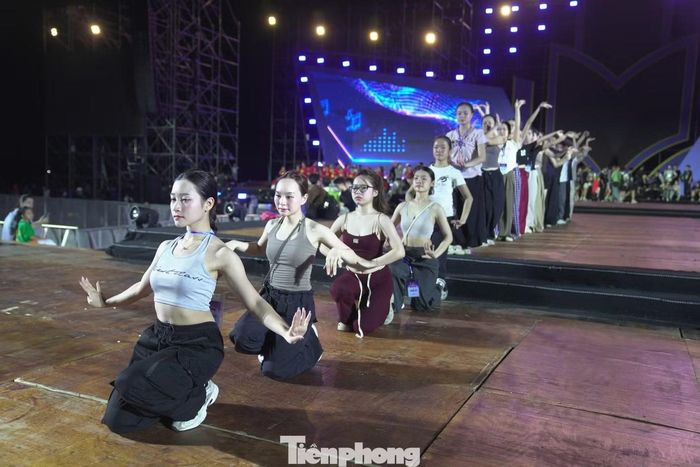 Concert mang màu sắc trẻ trung, hiện đại, hướng tới giới trẻ.