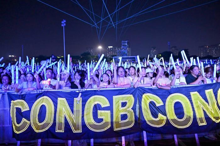 Concert Thanh xuân chính thức khai màn lúc 20h tối 27/6.