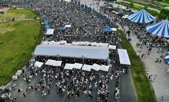 Việc tăng cường nhân sự nhằm rút ngắn thời gian kiểm tra, hạn chế tình trạng ùn tắc khi hàng chục nghìn khán giả cùng đến concert trong khung giờ cao điểm.