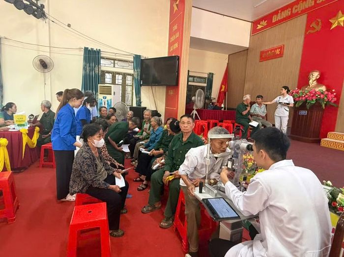Với hơn 300 công trình, phần việc cùng sự tham gia của hơn 6.000 đoàn viên, thanh niên, “Ngày Thanh niên cùng hành động” không chỉ tạo khí thế thi đua sôi nổi sau thành công của Đại hội Đoàn toàn quốc lần thứ XIII mà còn khẳng định vai trò tiên phong, xung kích, sáng tạo của tuổi trẻ Hà Tĩnh trong phát triển kinh tế - xã hội, xây dựng quê hương ngày càng văn minh, giàu đẹp.