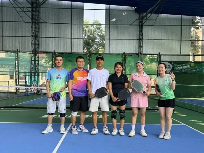 Không chỉ trong công việc, vợ chông anh Sỹ, chị Sương còn thường xuyên tham gia các hoạt động thể dục, thể thao để nâng cao sức khỏe tại các cuộc thi thể thao do BSR tổ chức.