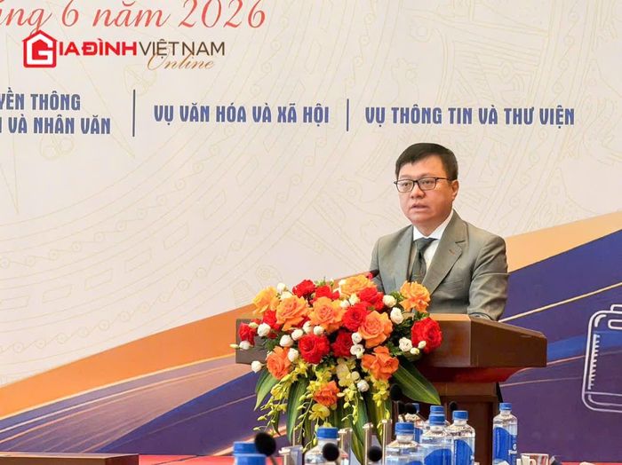 Ông Lê Quốc Minh, Ủy viên Trung ương Đảng, Phó Trưởng Ban Tuyên giáo và Dân vận Trung ương, Tổng Biên tập Báo Nhân Dân, Chủ tịch Hội Nhà báo Việt Nam phát biểu tại diễn đàn. 