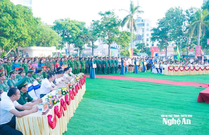 Quang cảnh Lễ mít tinh tại Nhà Văn hóa Lao động tỉnh. Ảnh: Mai Hoa