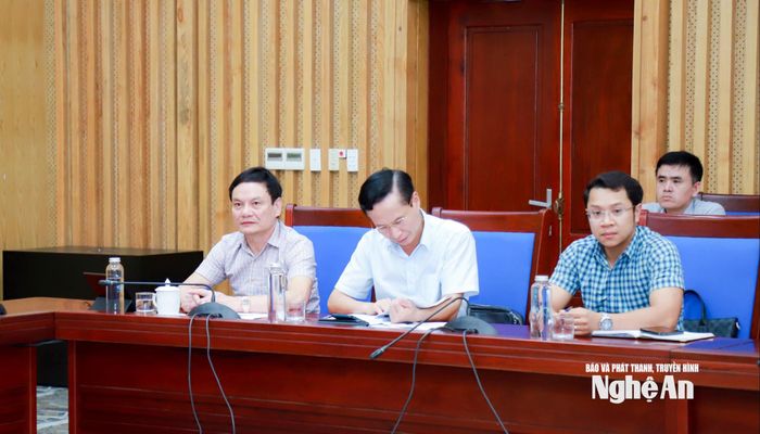 Các đại biểu dự hội nghị tại điểm cầu UBND tỉnh Nghệ An. Ảnh: Thành Duy