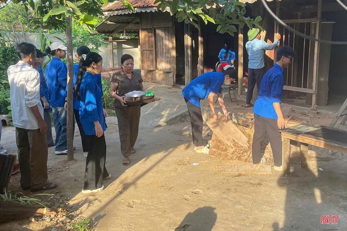 Không khí ra quân diễn ra sôi nổi tại tất cả địa bàn, tạo nên khí thế thi đua rộng khắp, thể hiện tinh thần của tuổi trẻ trong triển khai Nghị quyết Đại hội Đoàn toàn quốc lần thứ XIII.