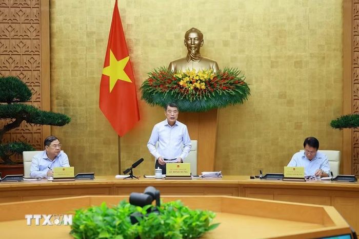 Thủ tướng Lê Minh Hưng kết luận Phiên họp Chính phủ chuyên đề về xây dựng pháp luật tháng 6 năm 2026. (Ảnh: Dương Giang/TTXVN)