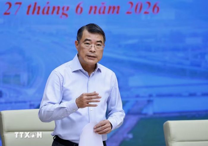 Thủ tướng Lê Minh Hưng chủ trì Hội nghị trực tuyến sơ kết 6 tháng đầu năm 2026 về lĩnh vực giao thông vận tải. (Ảnh: Dương Giang/TTXVN)