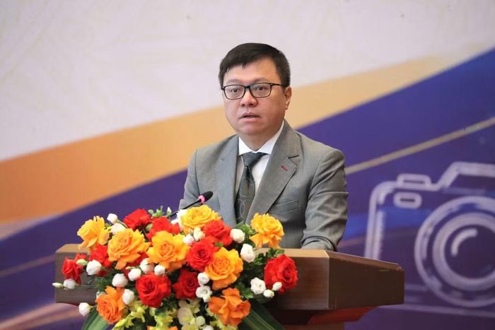 Tổng Biên tập Báo Nhân Dân, Phó Trưởng Ban Tuyên giáo và Dân vận Trung ương, Chủ tịch Hội Nhà báo Việt Nam Lê Quốc Minh phát biểu. (Nguồn: Ban tổ chức cung cấp)