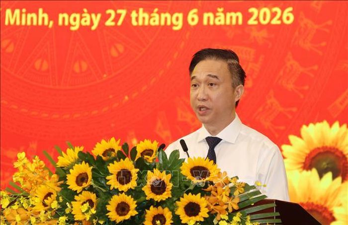 Ông Đặng Minh Thông, Phó Bí thư Thành ủy Thành phố Hồ Chí Minh phát biểu tại Họp mặt.