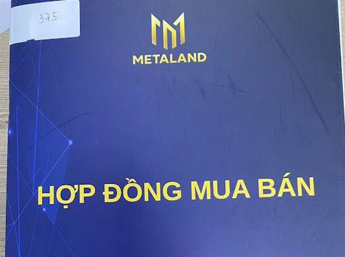 Các hợp đồng kỳ nghỉ tại Metaland. Ảnh: CA