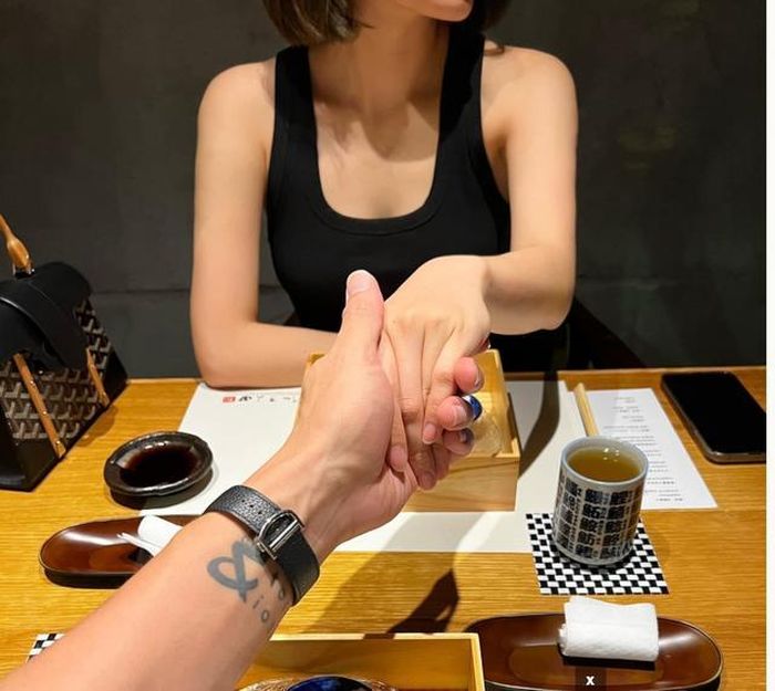 Vĩnh Thụy lựa chọn lối sống không hào quang, không phô trương.