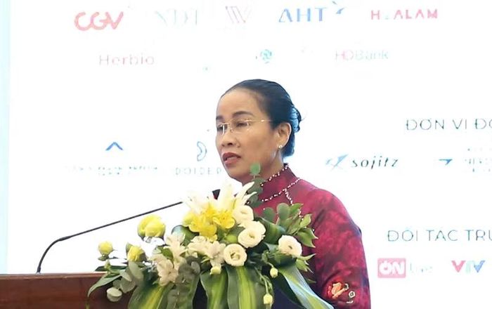 Bà Nguyễn Thị Anh Thi, Phó Chủ tịch UBND TP Đà Nẵng phát biểu tại họp báo