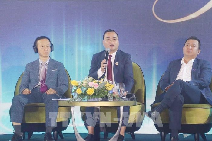 Ông Dương Quốc Thủy, Phó Chủ tịch Hội Môi giới BĐS Việt Nam, Chủ tịch Hiệp hội BĐS TP. Cần Thơ phát biểu. Ảnh: Ngọc Thiện- TTXVN